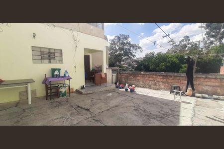 Casa para alugar com 80m², 2 quartos e 2 vagas
