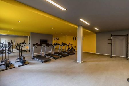 Apartamento à venda com 43m², 2 quartos e 1 vaga Apartamento à venda com 43m², 2 quartos e 1 vagaÁrea comum - Academia