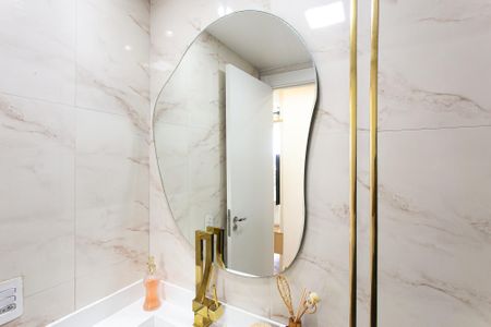 Apartamento à venda com 43m², 2 quartos e 1 vaga Apartamento à venda com 43m², 2 quartos e 1 vagaBanheiro