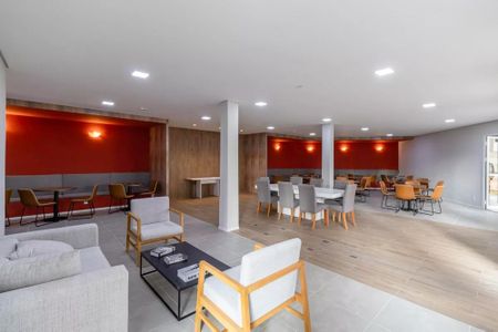 Apartamento à venda com 43m², 2 quartos e 1 vaga Apartamento à venda com 43m², 2 quartos e 1 vagaÁrea comum - Salão de jogos