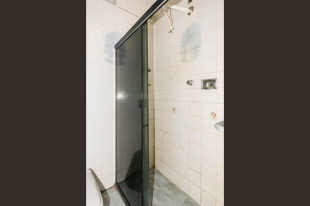 Apartamento à venda com 77m², 3 quartos e sem vagaBanheiro