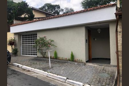 Casa à venda com 220m², 3 quartos e 1 vagaFachada