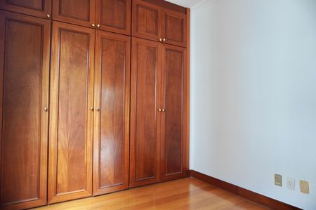 Apartamento à venda com 4 quartos, 170m² em Lourdes, Belo Horizonte