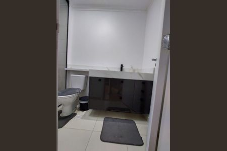 Apartamento para alugar com 69m², 2 quartos e 1 vagaBanheiro da suíte