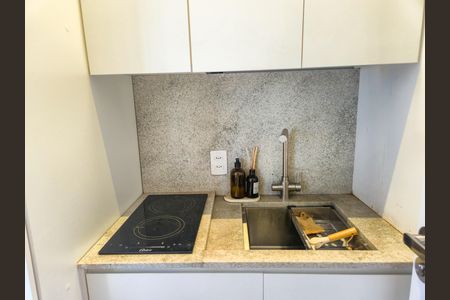 Apartamento à venda com 83m², 2 quartos e sem vagaCozinha