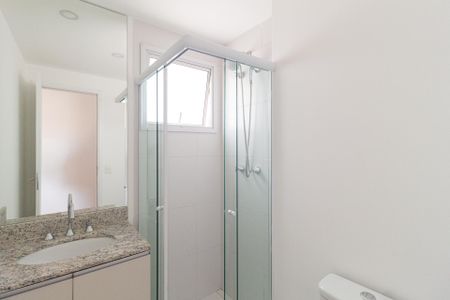 Apartamento para alugar com 60m², 2 quartos e sem vagaBanheiro da suíte