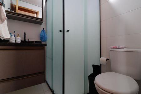 Apartamento à venda com 75m², 2 quartos e 1 vagaBanheiro da Suíte