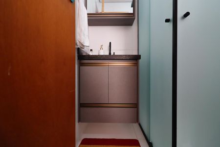 Apartamento à venda com 75m², 2 quartos e 1 vagaBanheiro