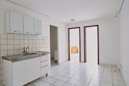 Sala/Cozinha de apartamento para alugar com 2 quartos, 40m² em Centro, Belo Horizonte