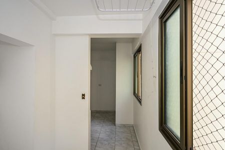 Apartamento para alugar com 110m², 3 quartos e 1 vagaÁrea de Serviço