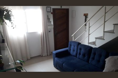 Foto 02 de casa à venda com 2 quartos, 90m² em Vila Paranagua, São Paulo