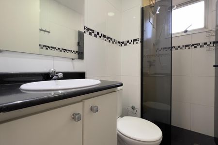 Apartamento para alugar com 56m², 2 quartos e 1 vaga Apartamento para alugar com 56m², 2 quartos e 1 vagaBanheiro