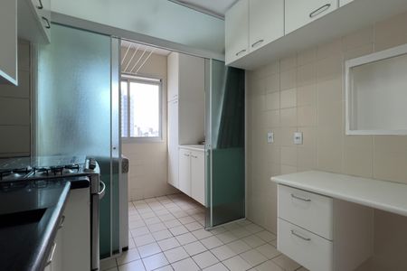 Apartamento para alugar com 56m², 2 quartos e 1 vaga Apartamento para alugar com 56m², 2 quartos e 1 vagaCozinha e Área de Serviço