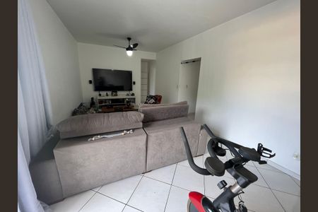 Sala de apartamento para alugar com 4 quartos, 130m² em Moneró, Rio de Janeiro