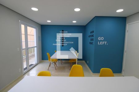 Apartamento à venda com 34m², 2 quartos e 1 vaga Apartamento à venda com 34m², 2 quartos e 1 vagaCoworking