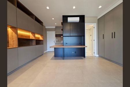 Sala/Quarto de kitnet/studio à venda com 1 quarto, 41m² em Cidade Monções, São Paulo