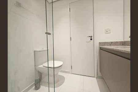 Banheiro de kitnet/studio à venda com 1 quarto, 41m² em Cidade Monções, São Paulo