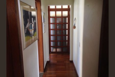 Corredor de apartamento à venda com 3 quartos, 135m² em Tijuca, Rio de Janeiro