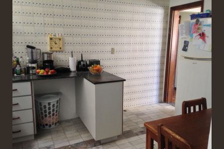 Apartamento à venda com 135m², 3 quartos e 1 vagaCozinha