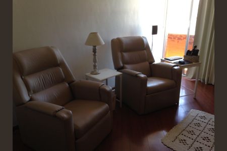 Apartamento à venda com 135m², 3 quartos e 1 vagaSala 