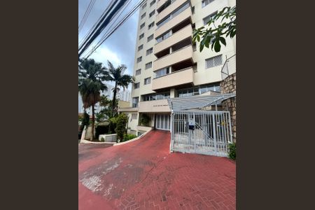 Apartamento à venda com 69m², 3 quartos e 2 vagasFachada