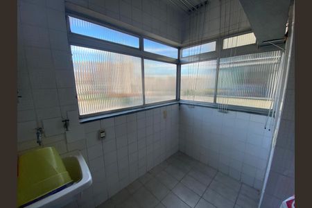 Apartamento à venda com 69m², 3 quartos e 2 vagasÁrea de serviço