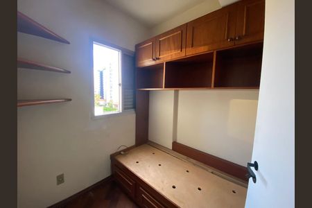 Apartamento à venda com 69m², 3 quartos e 2 vagasQuarto