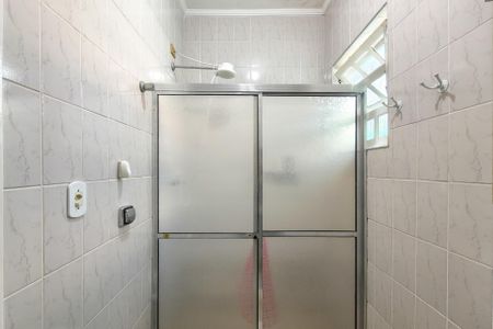 Casa para alugar com 59m², 1 quarto e 2 vagasBanheiro 