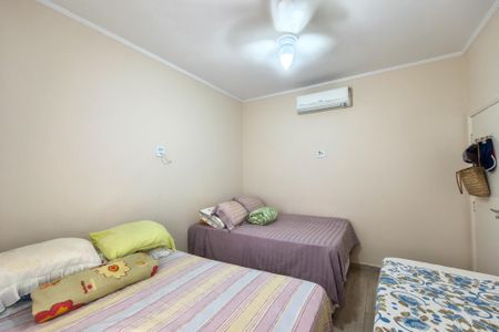 Casa para alugar com 59m², 1 quarto e 2 vagasQuarto