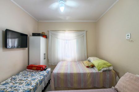 Casa para alugar com 59m², 1 quarto e 2 vagasQuarto