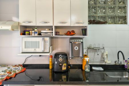 Casa para alugar com 59m², 1 quarto e 2 vagasCozinha 