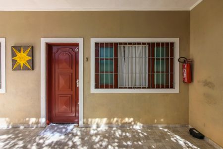 Casa para alugar com 59m², 1 quarto e 2 vagasHall de entrada