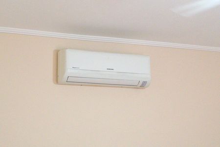 Casa para alugar com 59m², 1 quarto e 2 vagasQuarto