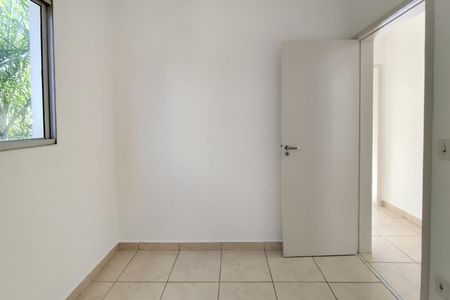 Apartamento à venda com 83m², 3 quartos e 1 vagaQuarto 2