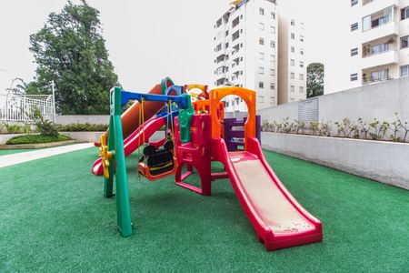 Apartamento à venda com 65m², 2 quartos e 1 vagaÁrea comum - Playground