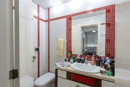 Apartamento para alugar com 225m², 3 quartos e 2 vagasBanheiro 2
