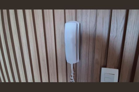 Apartamento à venda com 78m², 2 quartos e 2 vagasInterfone