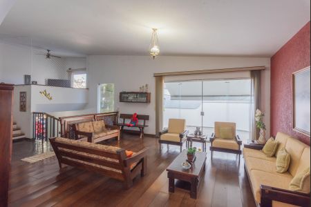 Sala de Estar de casa para alugar com 3 quartos, 300m² em Guarani, Campinas