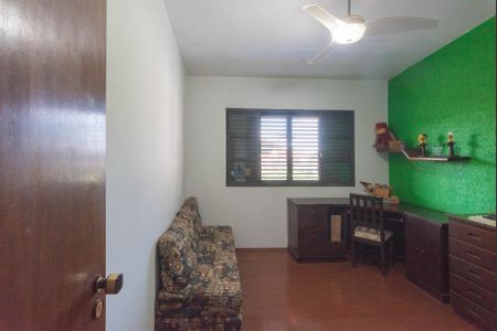 Casa à venda com 300m², 3 quartos e 4 vagasQuarto 1