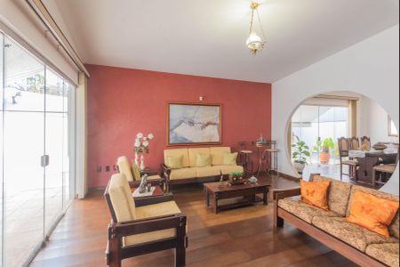 Sala de Estar de casa para alugar com 3 quartos, 300m² em Guarani, Campinas