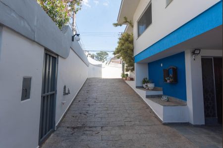 Casa à venda com 300m², 3 quartos e 4 vagasGaragem