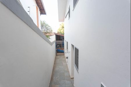 Casa à venda com 300m², 3 quartos e 4 vagasÁrea de Serviço