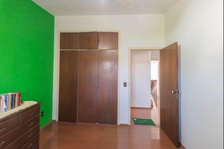 Casa à venda com 300m², 3 quartos e 4 vagasQuarto 1