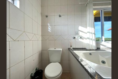 Casa para alugar com 272m², 6 quartos e 4 vagasBanheiro suíte 