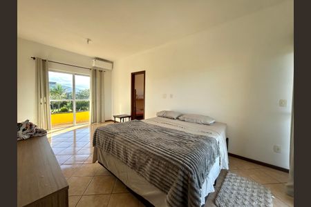 Casa para alugar com 272m², 6 quartos e 4 vagasSuíte 