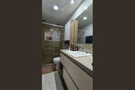 Apartamento à venda com 124m², 4 quartos e 2 vagasBanheiro da Suíte 3