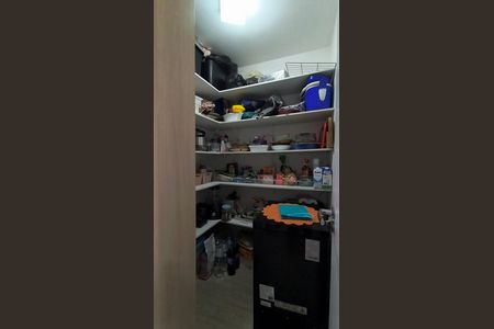 Apartamento à venda com 124m², 4 quartos e 2 vagasDespensa