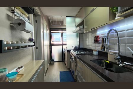 Apartamento à venda com 124m², 4 quartos e 2 vagasCozinha e Área de Serviço 