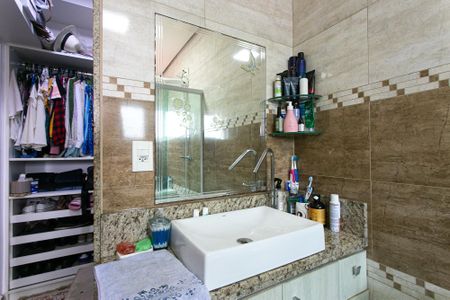 Casa à venda com 550m², 3 quartos e 3 vagasBanheiro da Suíte 1