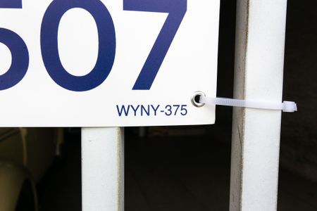 Casa à venda com 550m², 3 quartos e 3 vagasplaca WYNY-375